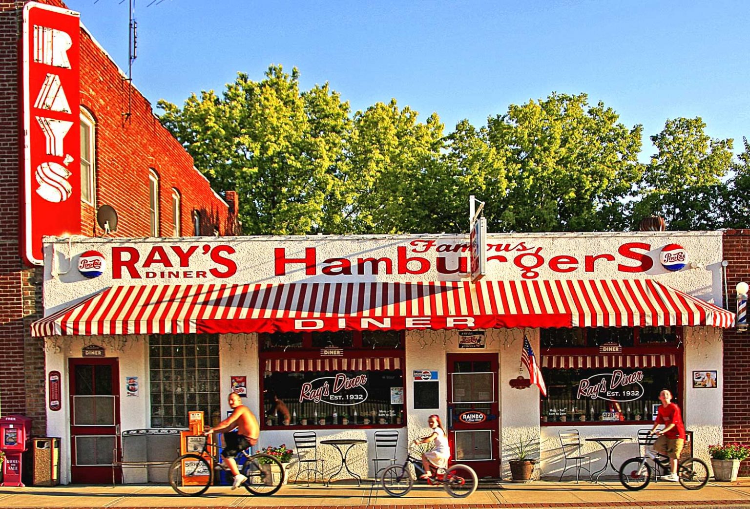 How to Spend a Day Dining in Downtown Excelsior Springs • Excelsior