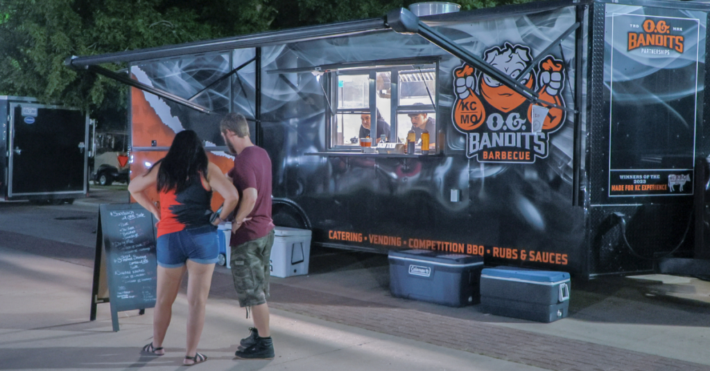 OG Bandits Barbecue food truck serving guests during BBQ Weekend in Downtown Excelsior Springs.